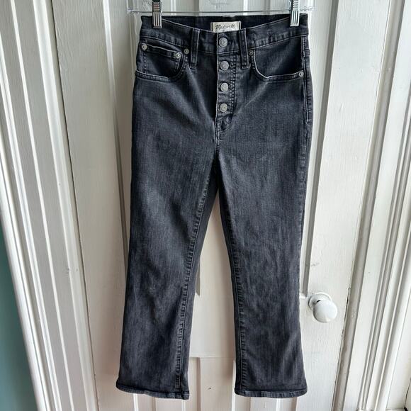 Madewell Cali Demi-Boot Jeans in Bellspring Wash Button-Front Edition - Picture 2 of 10